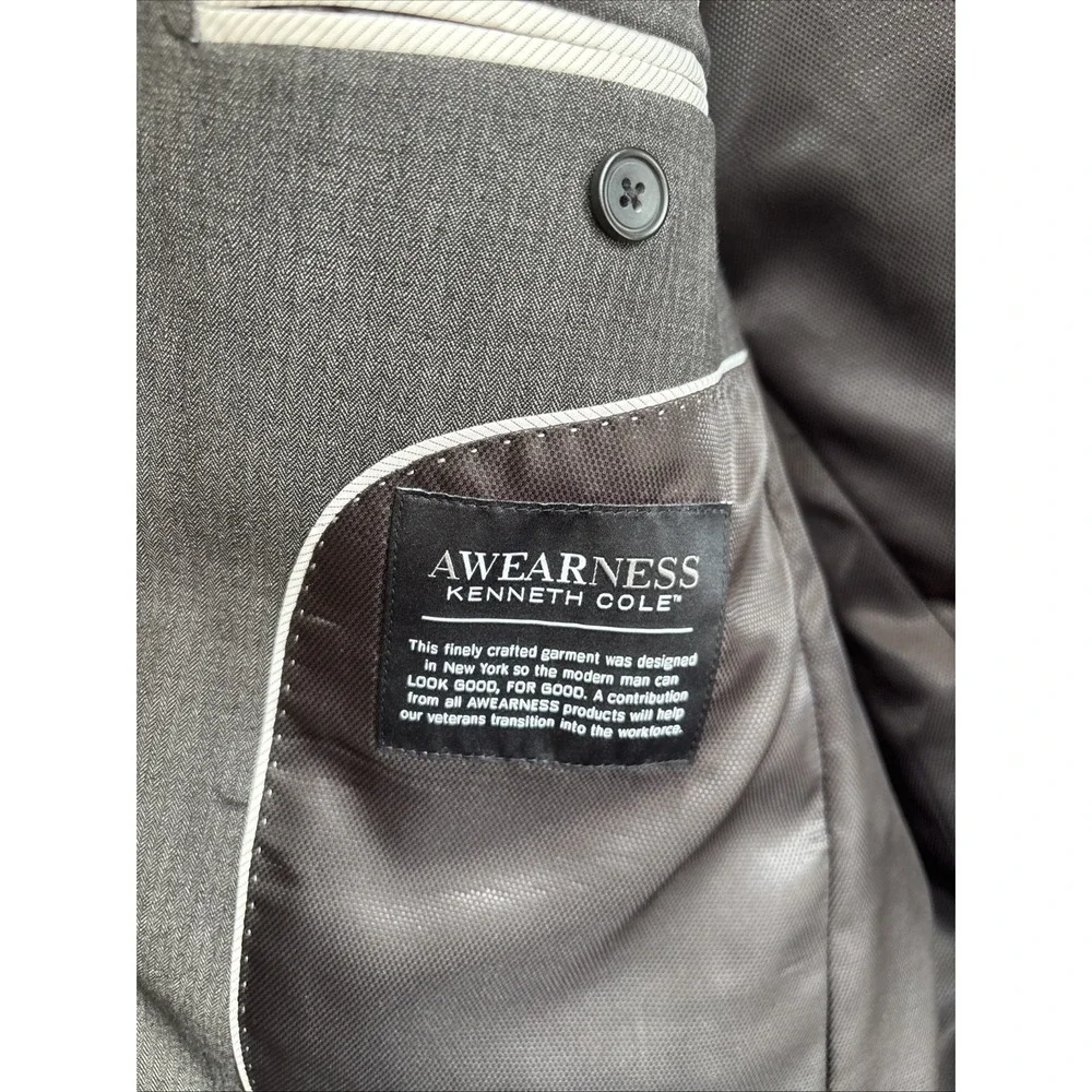 Kenneth Cole Awearness Blazer Sport Coat Jacket Mens 42S Gray Slim Fit Stretch
